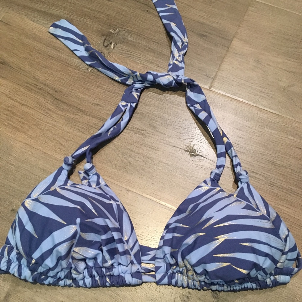 Xhilaration Triangle halter top